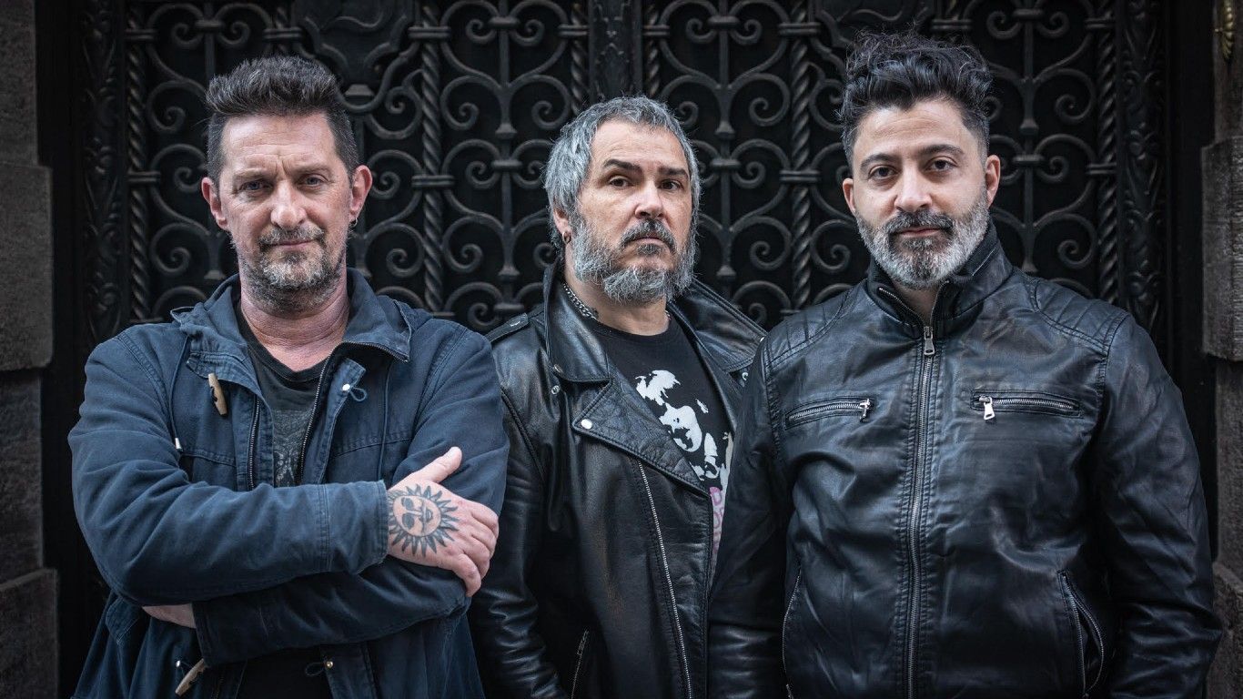 Pez presenta Acariciar El Fuego