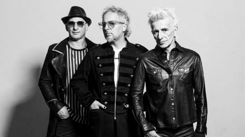 Los Tipitos adelantan nuevo disco con “Una palabra”