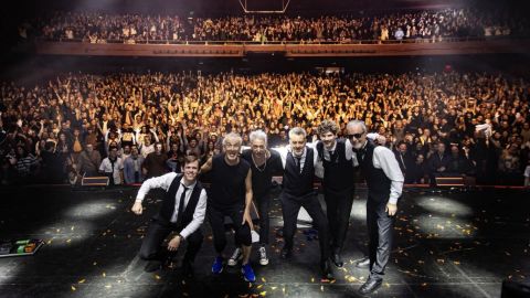 Virus festejó 40 años de Locura en el Gran Rex