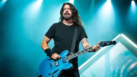 Foo Fighters presentó al nuevo baterista